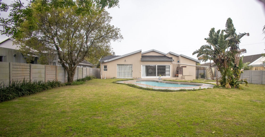 4 Bedroom Property for Sale in Amalinda Eastern Cape